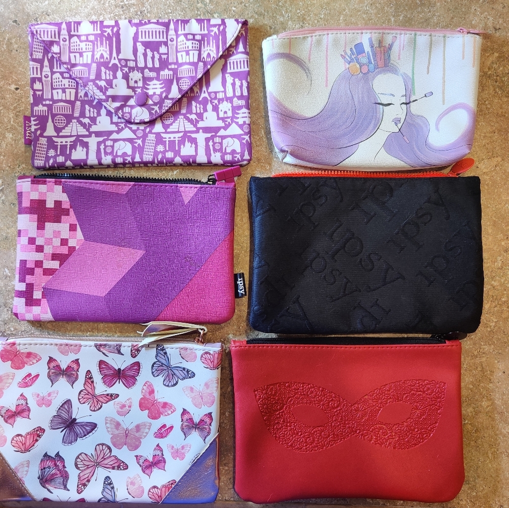 Ipsy bags lot of 12